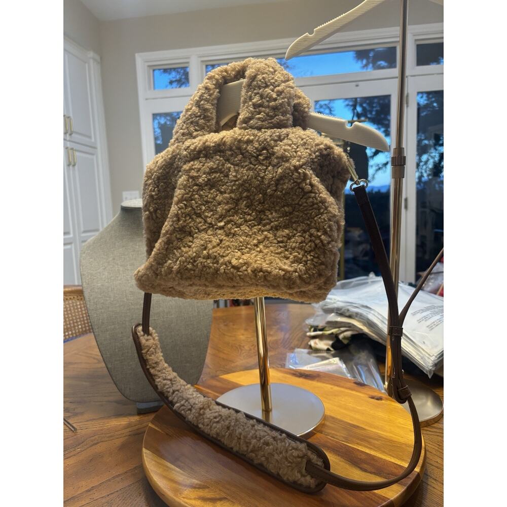 Laundry by Shelli Segal Y2K Los Angeles Small Brown Faux Fur Sherpa Crossbody - Picture 2 of 16